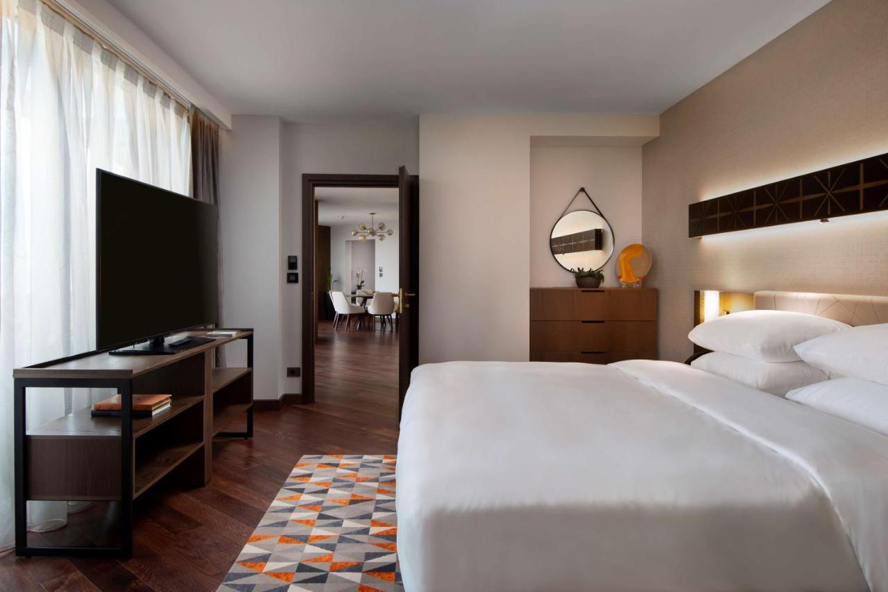 فندق Hyatt Regency صوفيا المظهر الخارجي الصورة A bedroom at the hotel