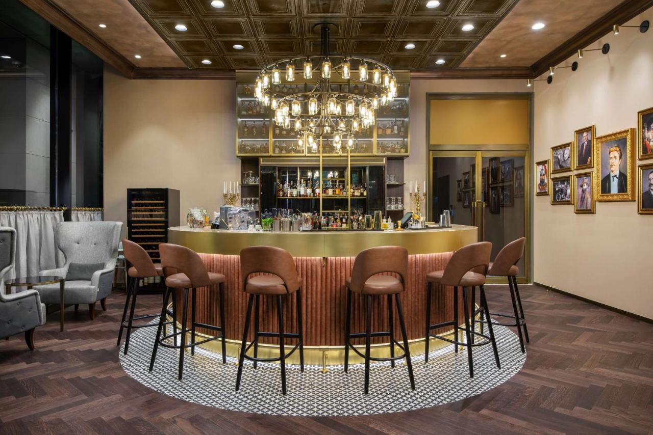 فندق Hyatt Regency صوفيا المظهر الخارجي الصورة The bar at the 360° Lounge