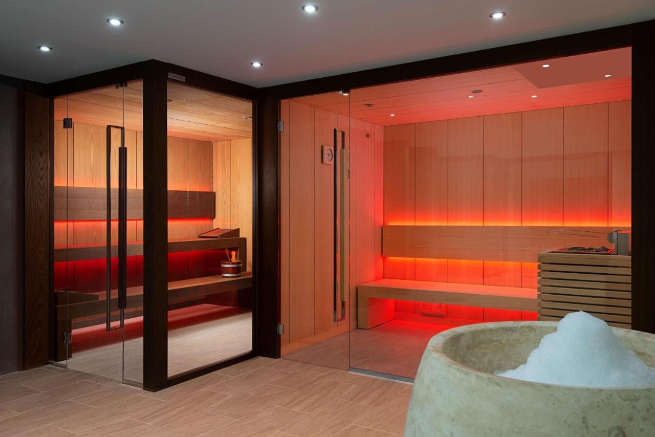 فندق Hyatt Regency صوفيا المظهر الخارجي الصورة A modern Finnish sauna