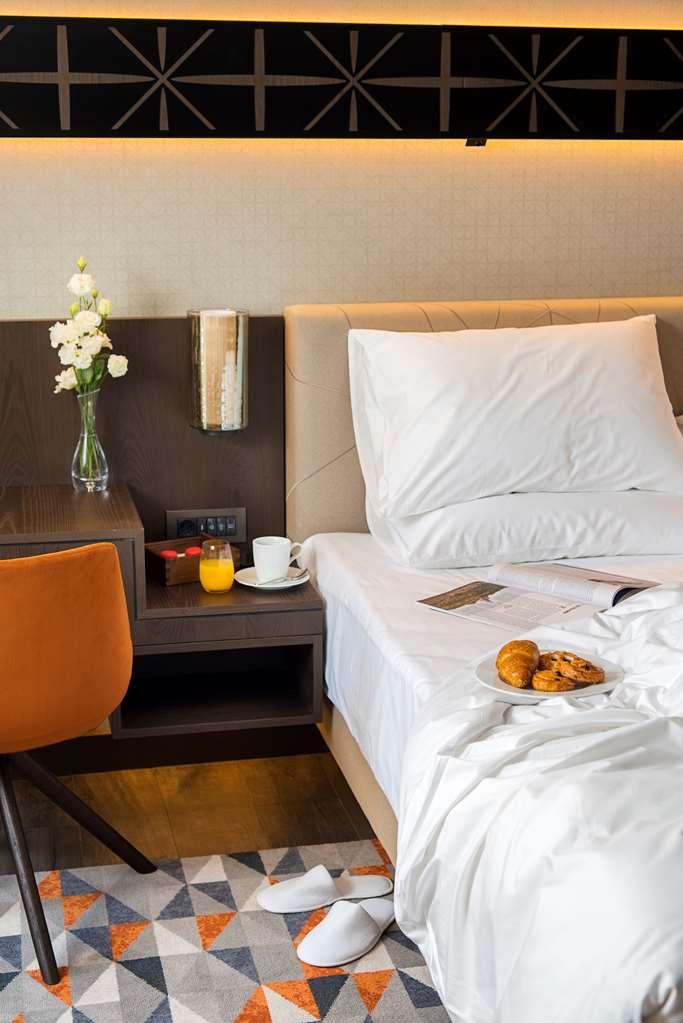 فندق Hyatt Regency صوفيا الغرفة الصورة A room at the hotel