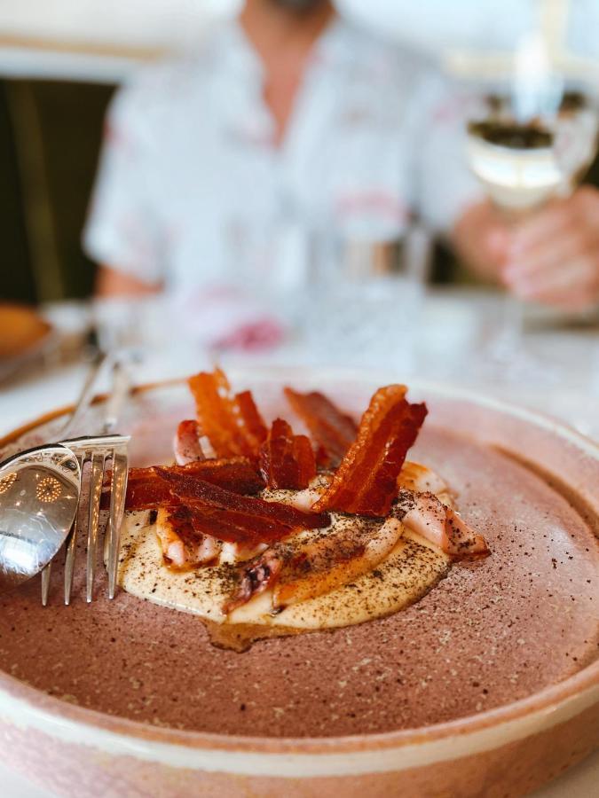 فندق Hyatt Regency صوفيا المظهر الخارجي الصورة A plate of bacon